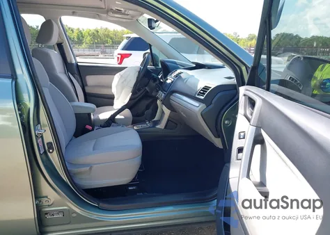 2016 Subaru Forester 2.5I Premium из США, поврежденный, VIN JF2SJADC2GH484931